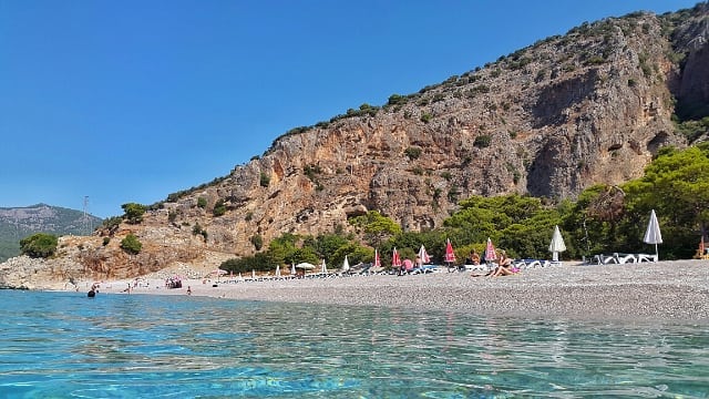 Kidrak Bay Beach Sand