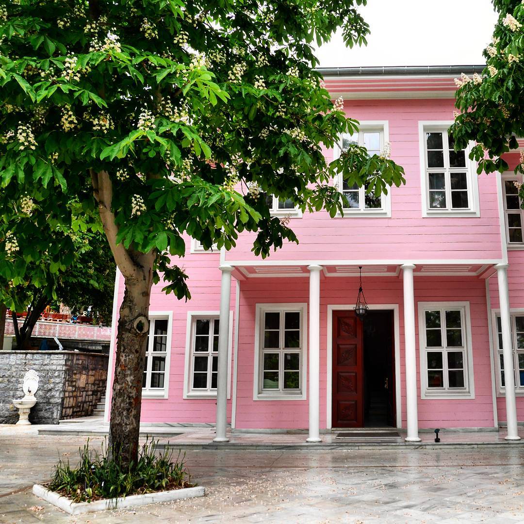 Emirgan Grove Pink Pavilion